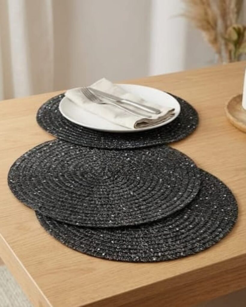 TABLE MATS